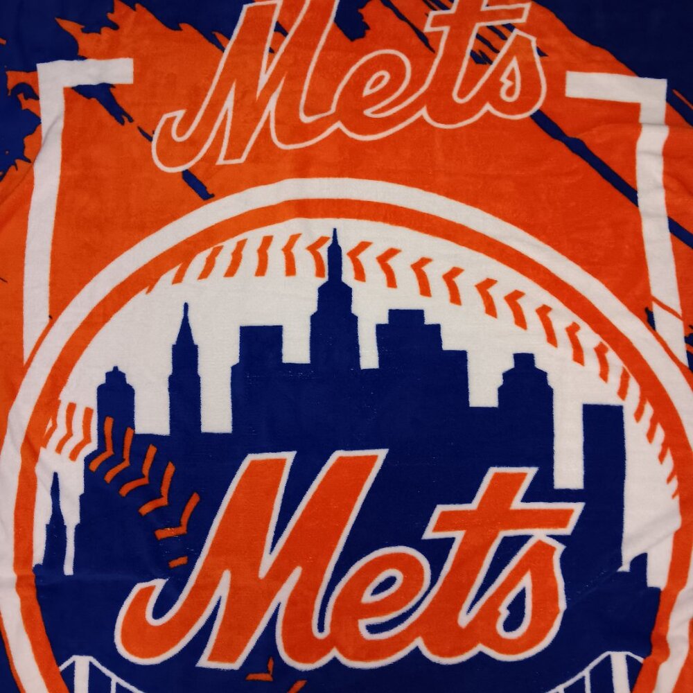 MLB NY METS BASEBALL OVERSIZED FLEECE THROW BLANKET